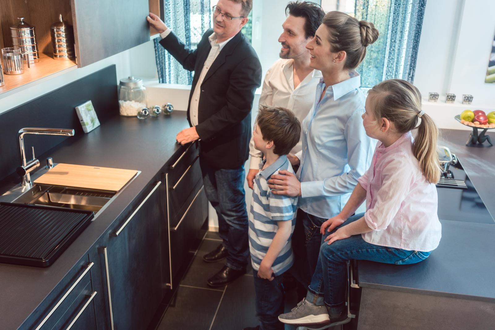 Drie belangrijke tips bij een rechte keuken kopen